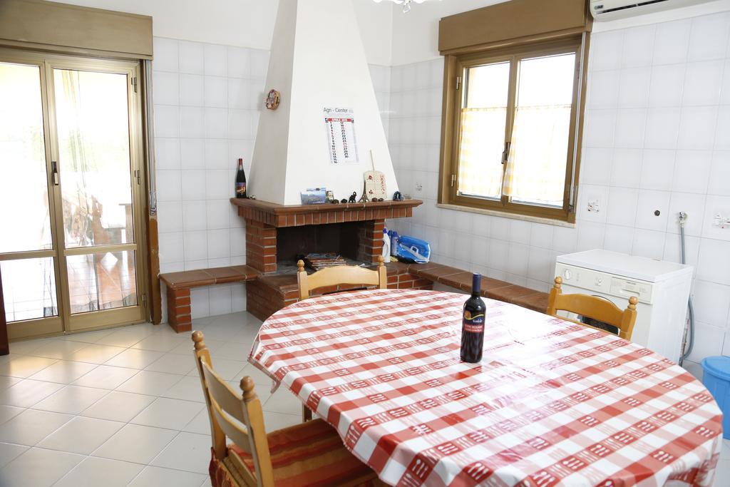 Villa Giu, Indipendent Villa Near Airport And Sea Cinisi Room photo