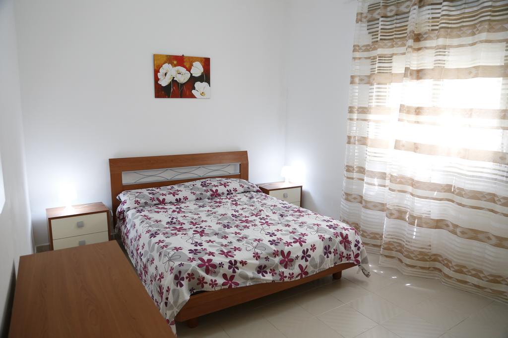Villa Giu, Indipendent Villa Near Airport And Sea Cinisi Room photo