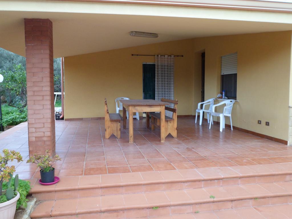 Villa Giu, Indipendent Villa Near Airport And Sea Cinisi Room photo